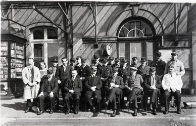 Libramont- personnel gare (Numa !!- Lecomte).jpg